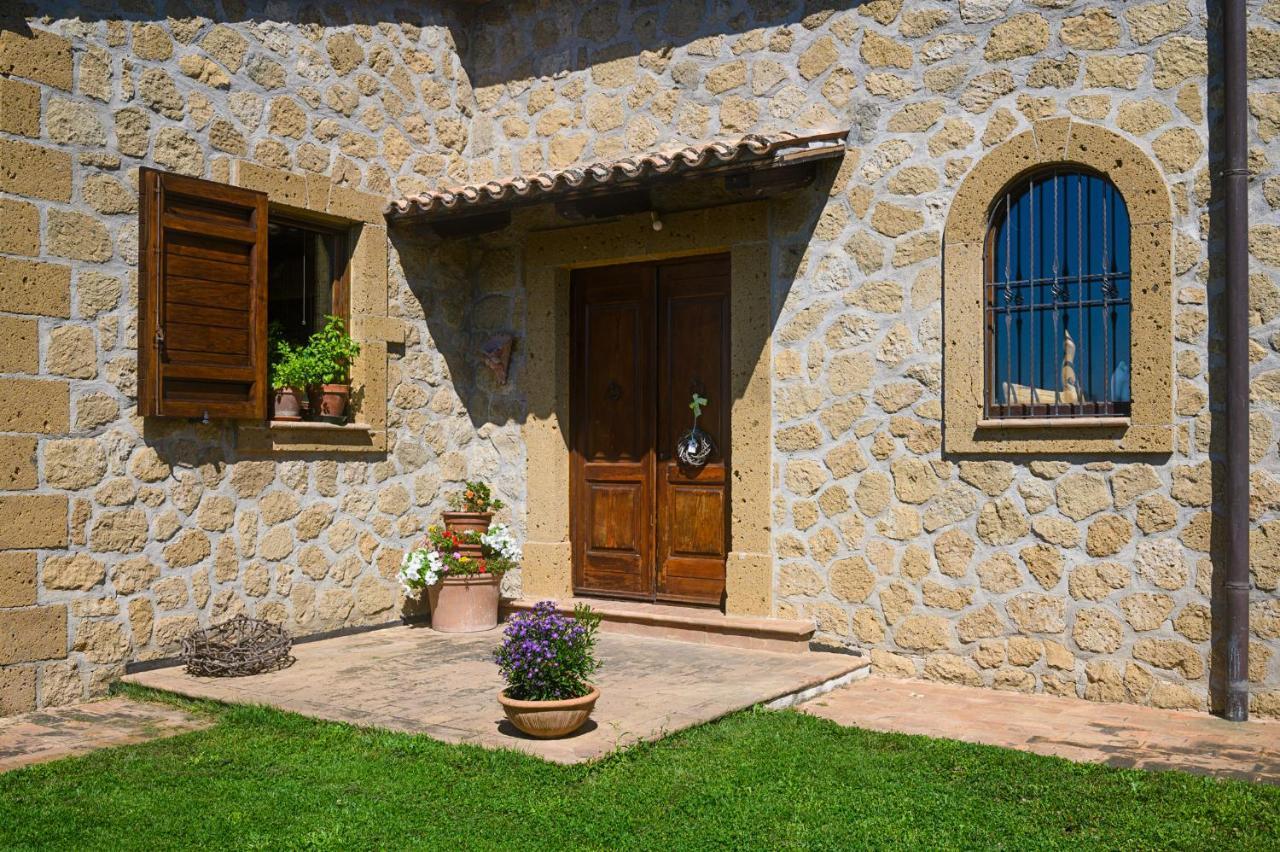 B&B Vallecupa Farnese 外观 照片