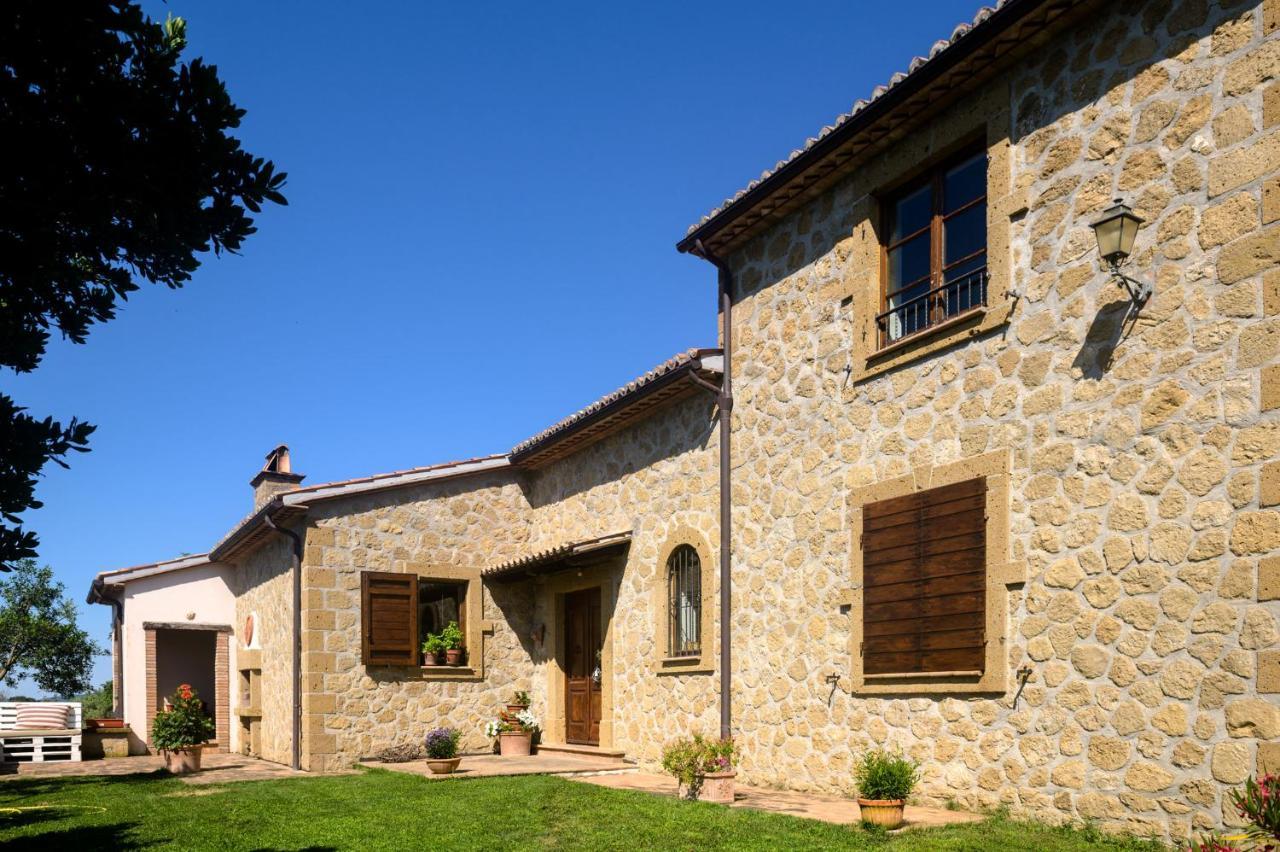 B&B Vallecupa Farnese 外观 照片