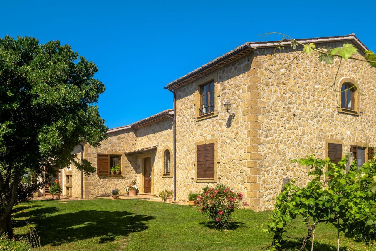 B&B Vallecupa Farnese 外观 照片